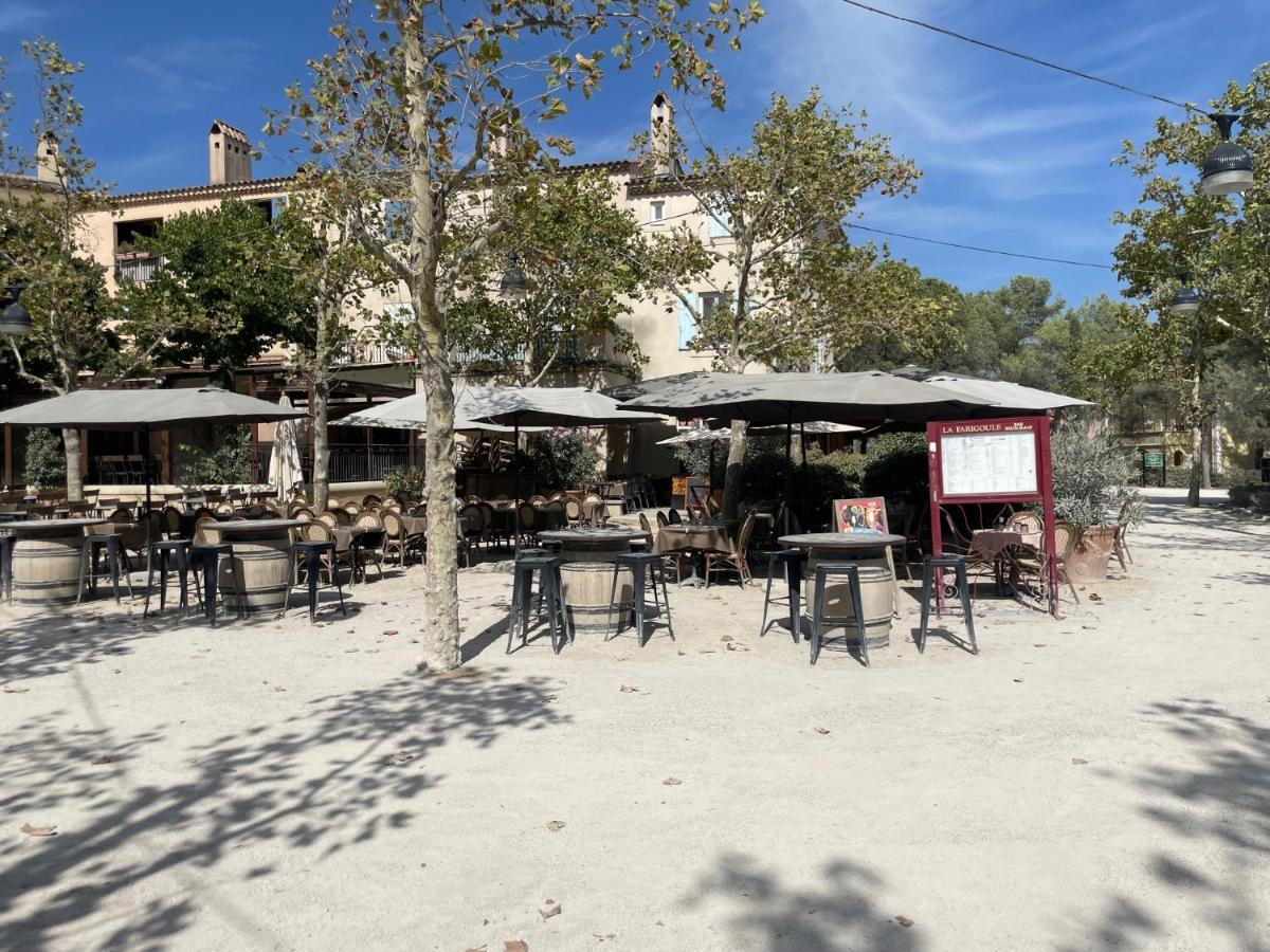 Les Cistes Bed and Breakfast Mallemort Εξωτερικό φωτογραφία