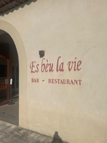 Les Cistes Bed and Breakfast Mallemort Εξωτερικό φωτογραφία